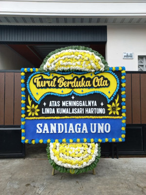 Papan Bunga Duka di Sukasirna